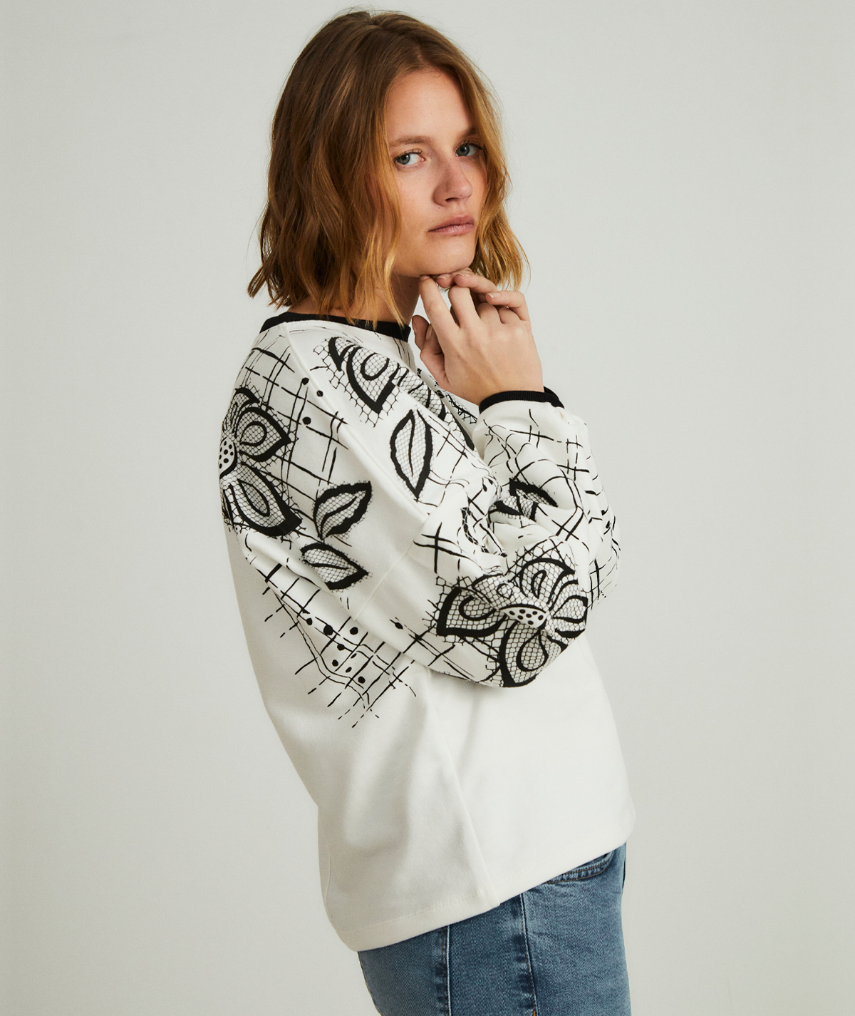 02-SUDADERA-DAISY